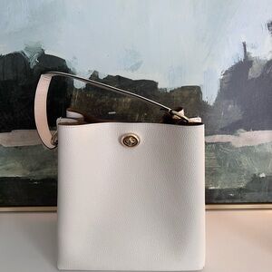 Coach Cream Leather Shoulder Bag